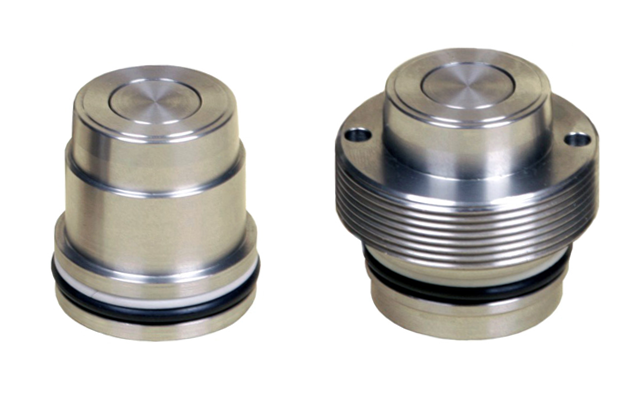 Coupling nipples built-in and threaded body designs